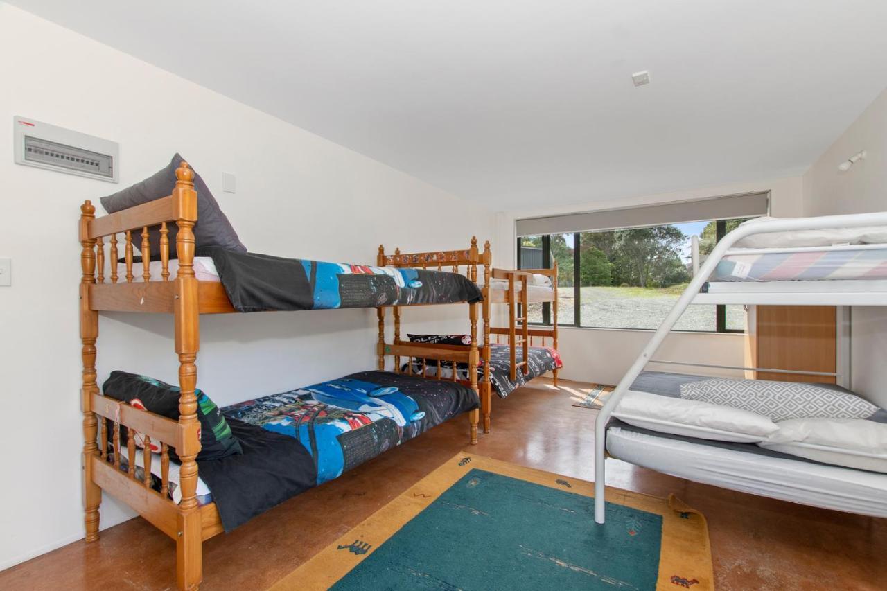 Green Oasis - Mangawhai Heads Holiday Home ภายนอก รูปภาพ