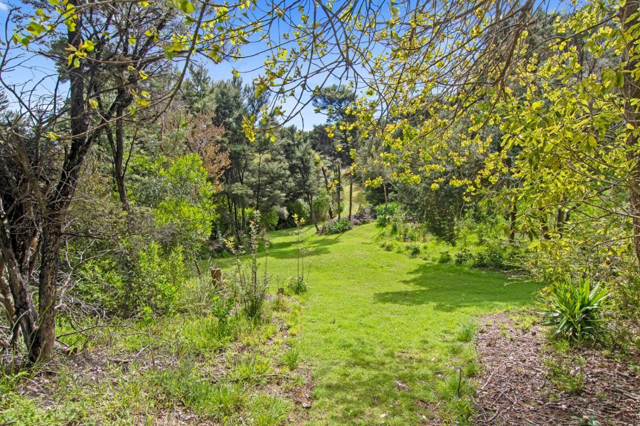 Green Oasis - Mangawhai Heads Holiday Home ภายนอก รูปภาพ